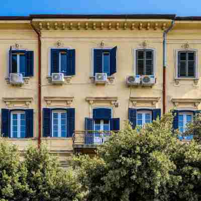 Luxury Apartment Karolina Riva Hotel Exterior