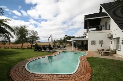 Dusk to Dawn Guesthouse Hotels in Eastvaal District Council