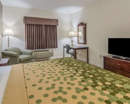 อีโคโนลอดจ์ วอเทอร์ฟอร์ด โรงแรมในเวเธอร์ฟอร์ด