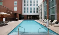 DoubleTree by Hilton Hotel and Suites Charleston Airport - Rooftop Pools