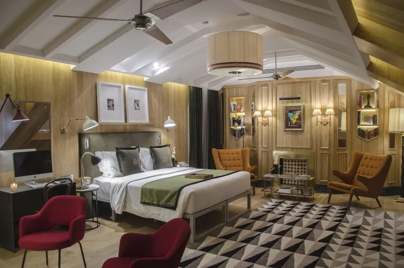 Brown's Central Hotel