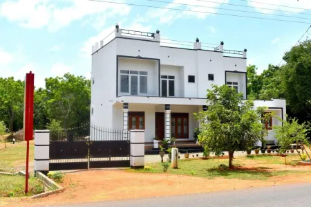 Reliance Holiday Resort Отели рядом с достопримечательностью «Анурадхапура»