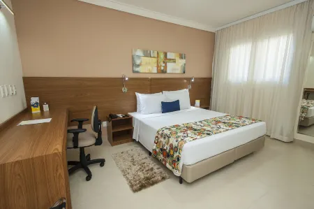 Comfort Hotel Bauru Отели рядом с достопримечательностью «Chácara panorama»