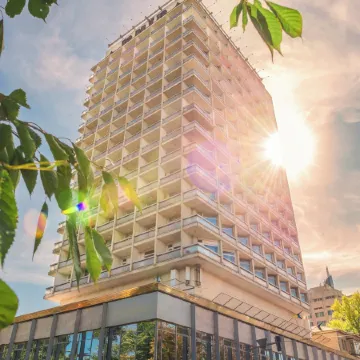 Hotel Kyiv Отели рядом с достопримечательностью «Андреевская церковь»