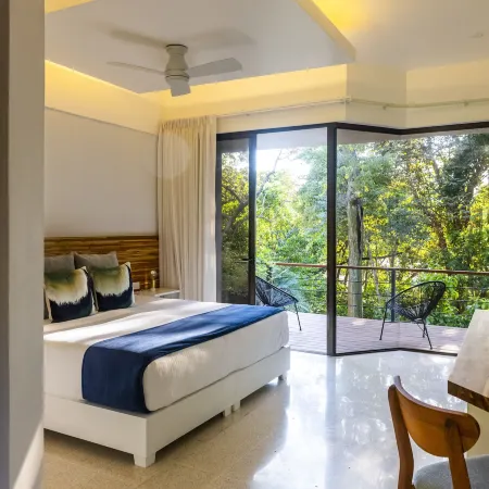 Hotel Nya