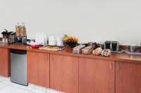 Super 8 by Wyndham Edmonton/West - sarapan