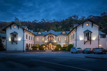 Hotel Bankov Košice Отели рядом с достопримечательностью «Восточнословацкий музей»