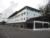 Sanbay Hotel Hotel dekat Parish of St Michael & All Angels