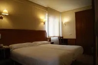 엘 레티로 데 카르데아 오비에도 호텔