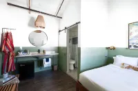 Mellow Moon Lodge Hotels in Del Norte