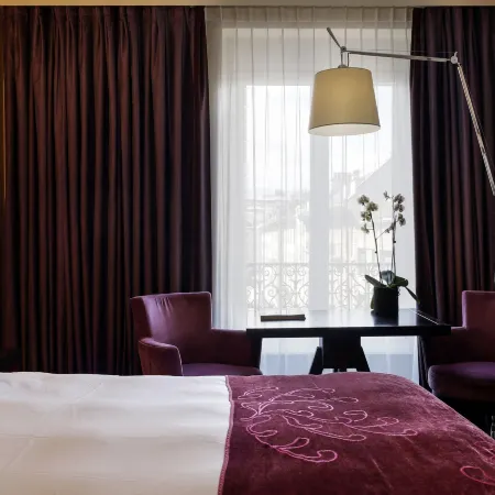 Eastwest hotel by Malone