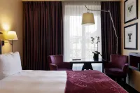 Eastwest hotel by Malone