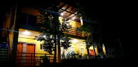 Jim's Castle Inn - 2-Star