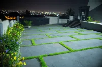 L57 Suites