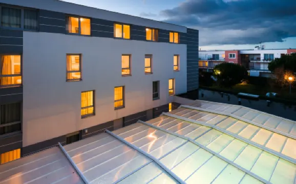 雷斯卡爾海洋拉格朗日公寓飯店