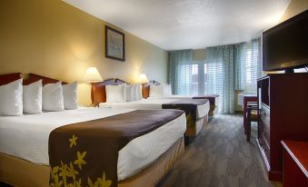 Gold Leaf Hotel of Dewey