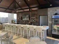 Apollonia Royale Hotel - Quầy bar