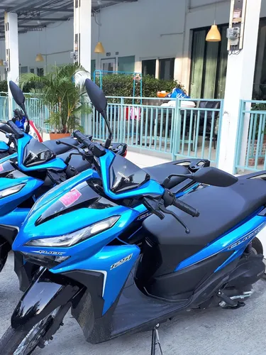 รูปภาพของบลูมูน