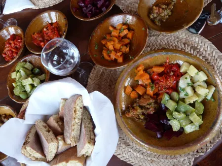 Riad Cascades d'Ouzoud Отели рядом с достопримечательностью «Barrage Bin El Ouidane»