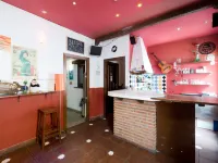 Oasis Backpackers' Hostel Granada Hotels in Granada