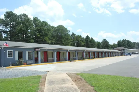 Roadway Inn Troy Отели в г. Пи Ди