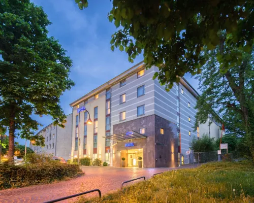 PhiLeRo Hotel Köln Hotels near Merheim