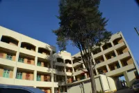 Fasil International Hotel Các khách sạn gần Addis Ababa City Adminstration Micro and Small Enterprise Development Bureau