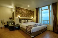 The Aryan Regency Hotel a 