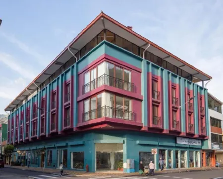 ホテル ブリオ セントロ バーニョスのホテル