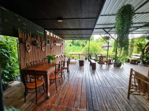 Baan Canalee (บ้านคานาลี)