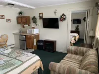 Carrollmotel and Cottages