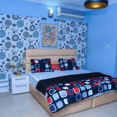 Leez Luxury Apartment