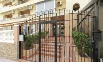Iris - Apartment in Grau I Platja. Free Wifi