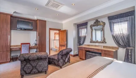 Fairview Manor Отели в г. Модимоль