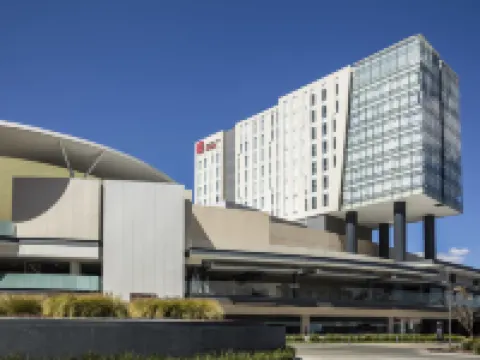 フィエスタ イン エクスプレス ケレタロ コンスティトゥジェンテス ケレタロのホテル