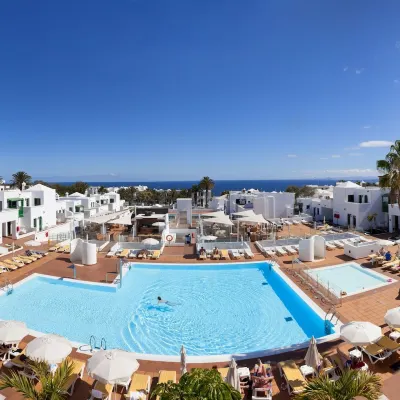 Gloria Izaro Club Hotel Hotels near Playa Matagorda