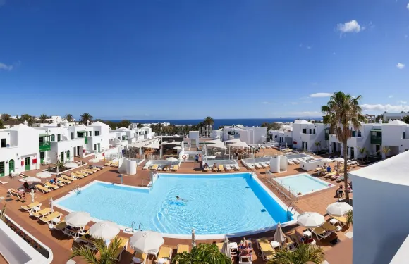 伊佐羅格洛麗亞俱樂部酒店