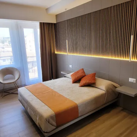 Th Luxury Central