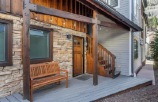 Hruza Hideout by Avantstay Walkable Location + Free Ski Shuttle, Mountain View