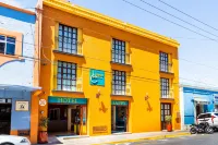 Happy Express Hotel Hotels near Basilica de la Soledad