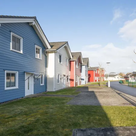Exklusiv Eingerichtetes Ferienhaus in Strandnahe