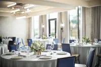 Hotel Centro Sonoma Wine Country, Tapestry by Hilton Hotels in Rohnert Park