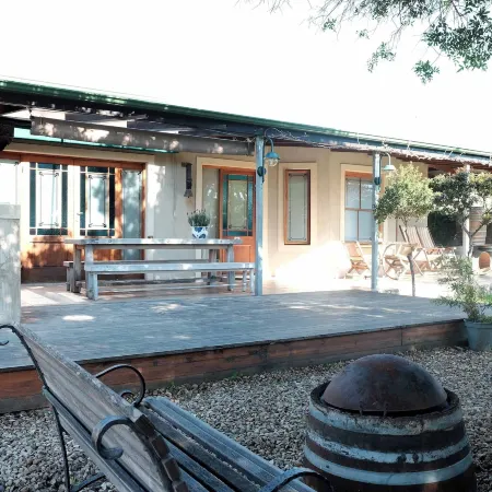 The Yard - Hostel