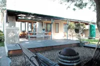 The Yard - Hostel Hôtels à : Gordons Bay