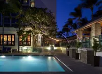 Jupiter Beach Resort & Spa - Pools