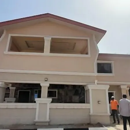 Mayo Premium Inn