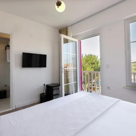 Karaüzüm Hotel Bozcaada