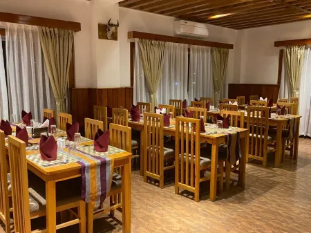 Hotel Classic Wood Отели в г. Вангди-Пходранг