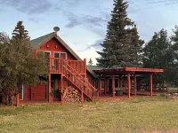Mount Peale Country Inn Near Moab - parking