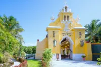 Grand Palladium Colonial Resort & Spa - All Inclusive